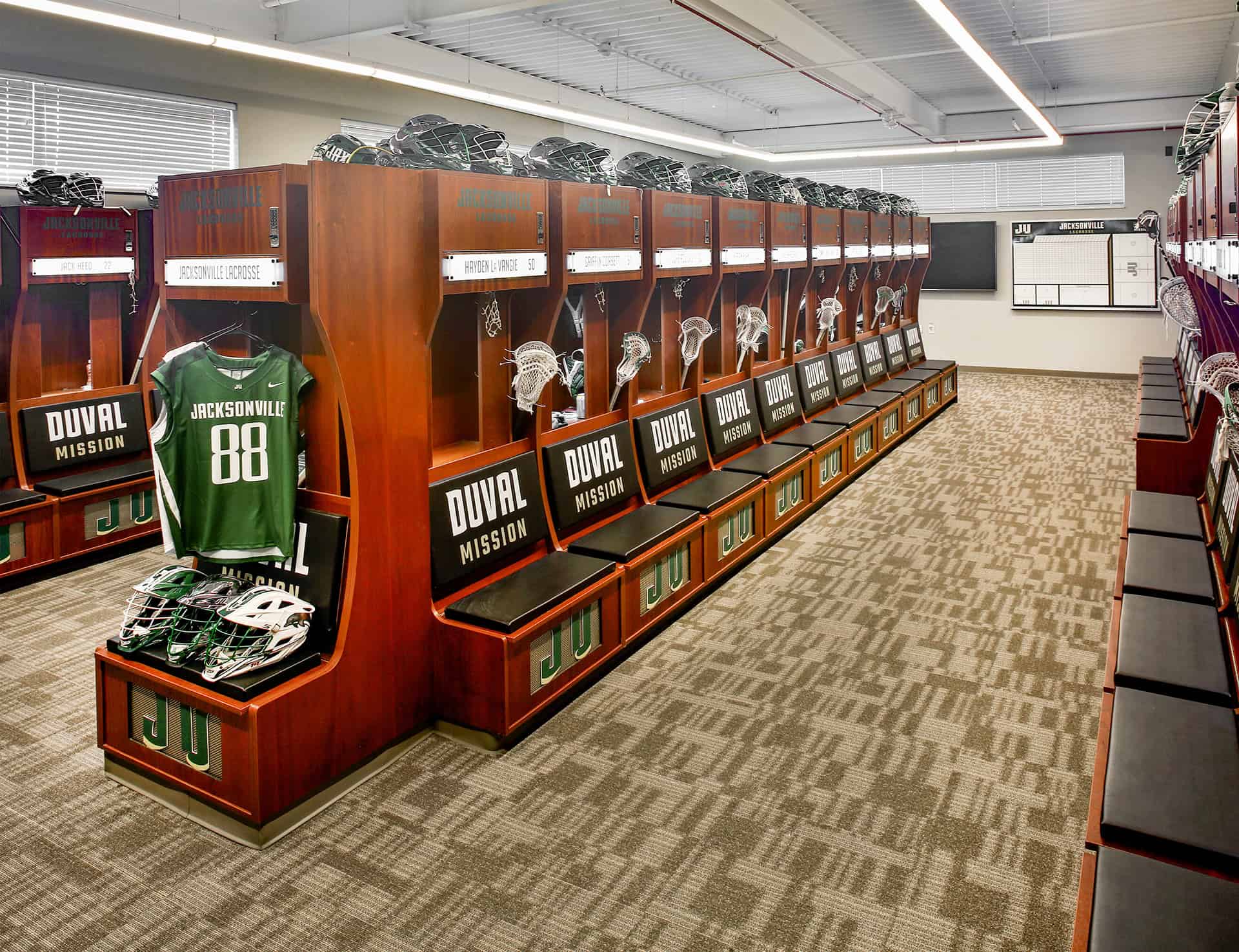 Pqh education highereducation julaxfieldhouse lockerroom