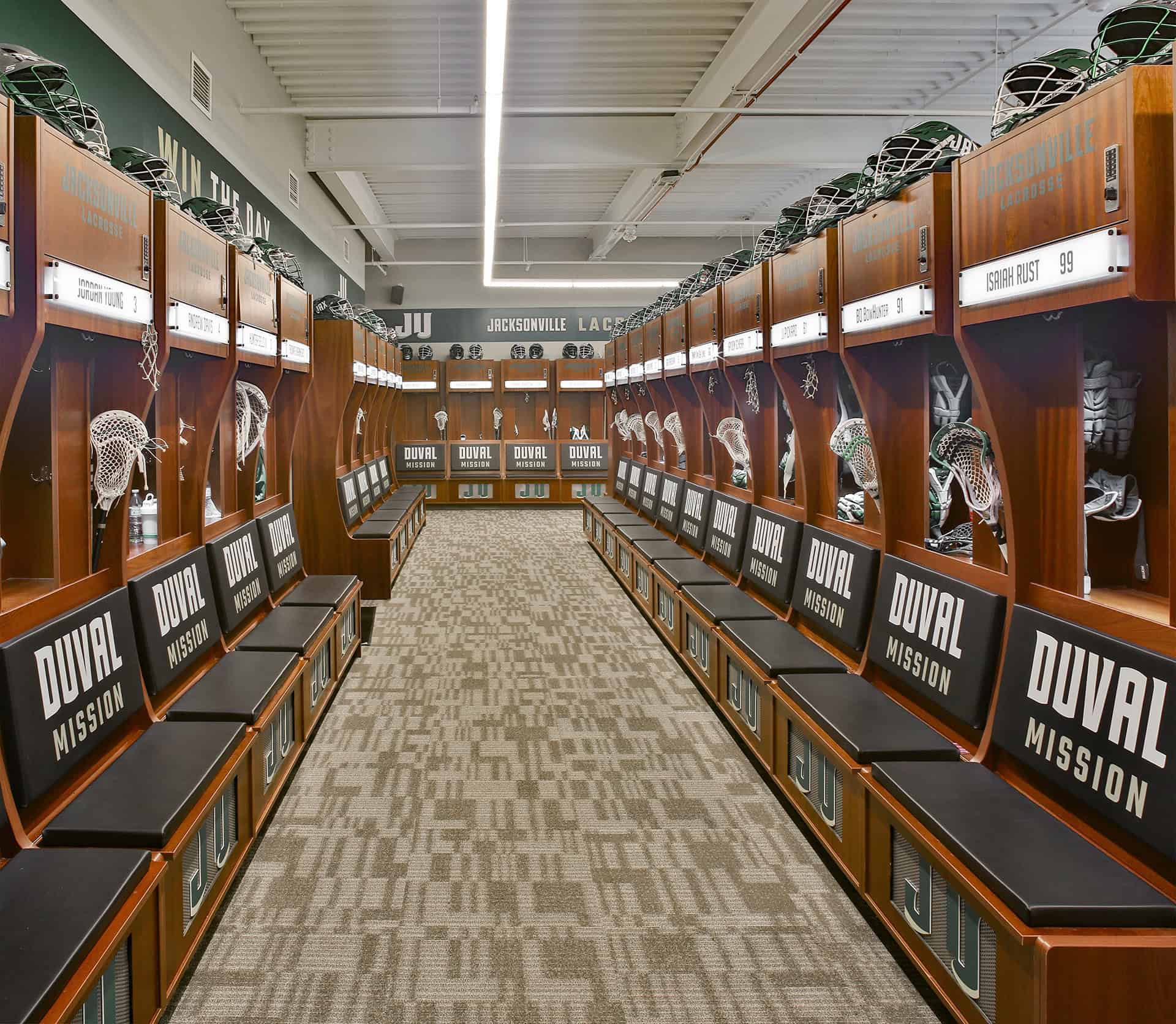 Pqh education highereducation julaxfieldhouse lockerroom(1)