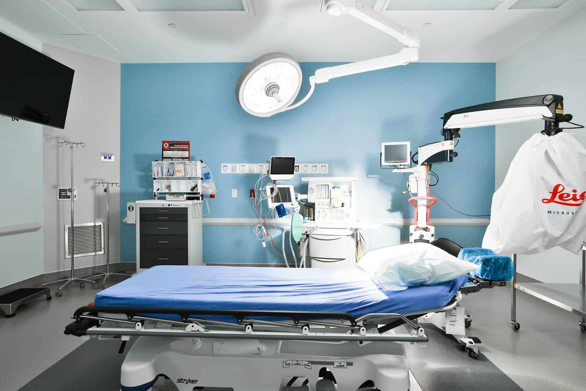 Pqh healthcare clayeye medicalroom