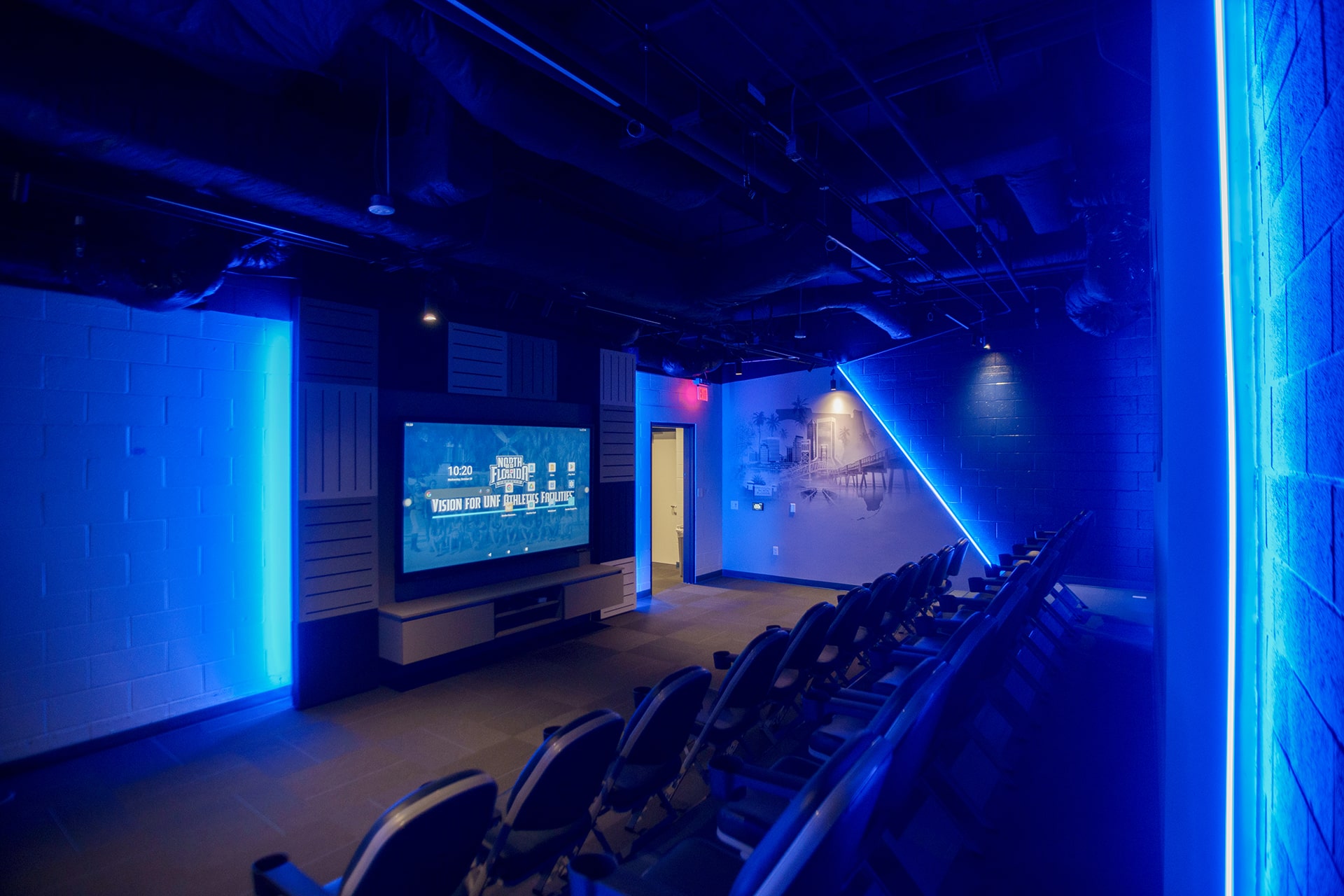 PQH HigherEducation Recreation UNFArenaLocker MediaRoom
