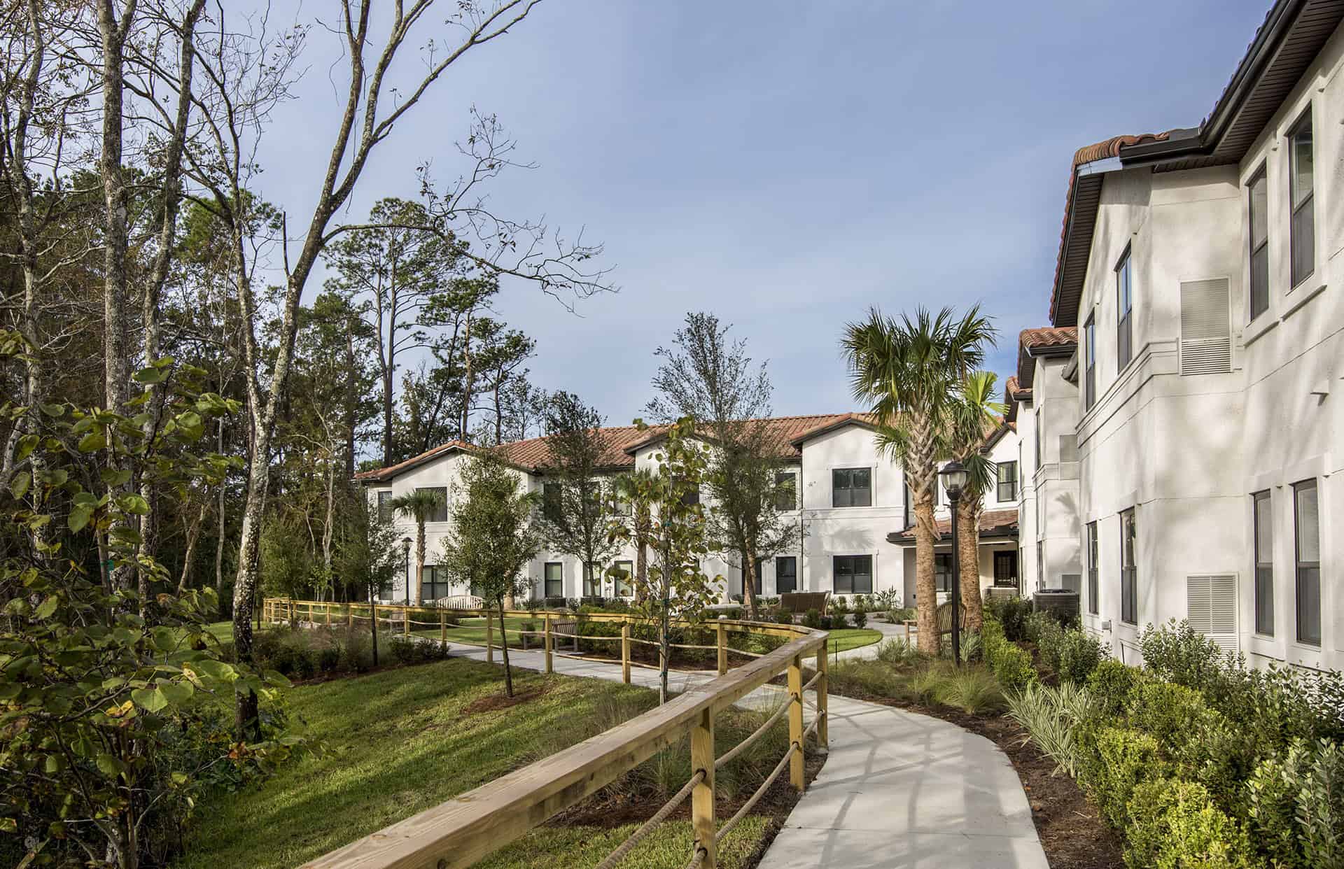 PQH SeniorLiving TheStarling Exterior(1)