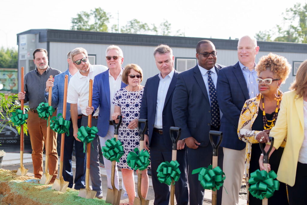 Sulzbacher Enterprise Village Phase2A grouppicture